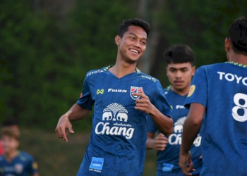 “ช้างศึก”-u23-ถึงกาตาร์ลงซ้อมทันที-“โฟแบร์”-หวังโชว์ฟอร์มแจ่มกับทีมชาติ